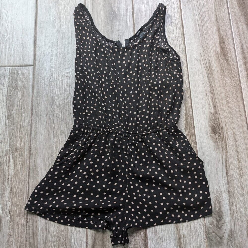Forever 21 Women’s Romper Small Black Beige Polka Dot Sleeveless Shorts